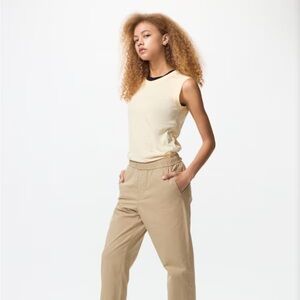 Uniqlo Cropped Cotton Pants